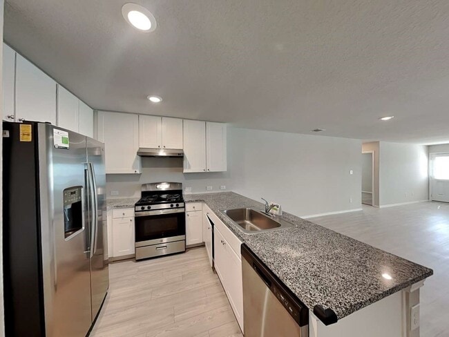 Building Photo - 4706 Republic View