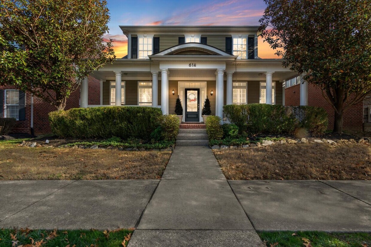 Gated Home in Franklin! - Gated Home in Franklin!