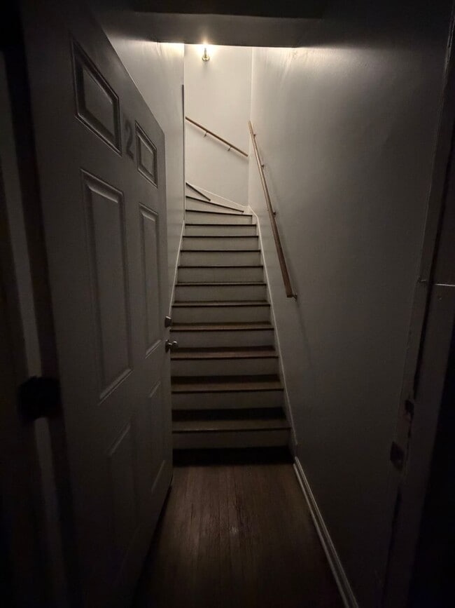 Building Photo - 7224 S St Lawrence Ave