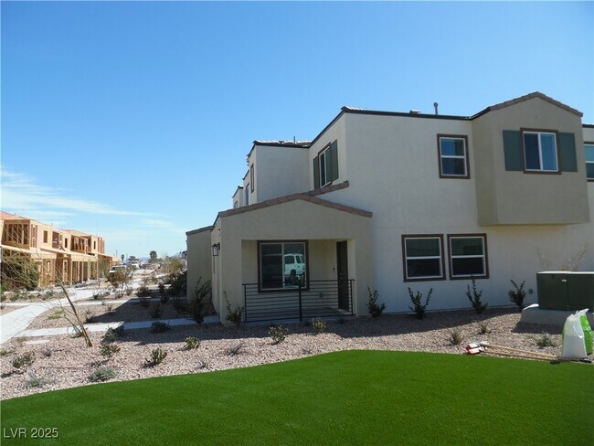 Foto del edificio - 3532 Grecian Queen Ave