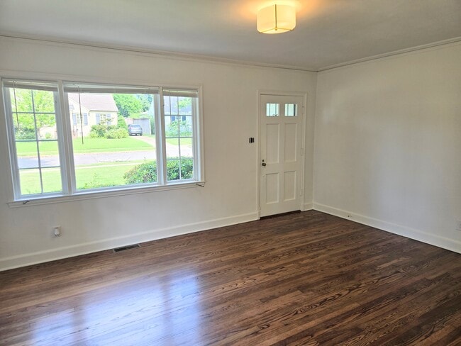 Photo - 293 Aurora Cir (Memphis, TN) House