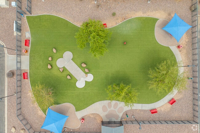 Bark Park - Onnix Apartments