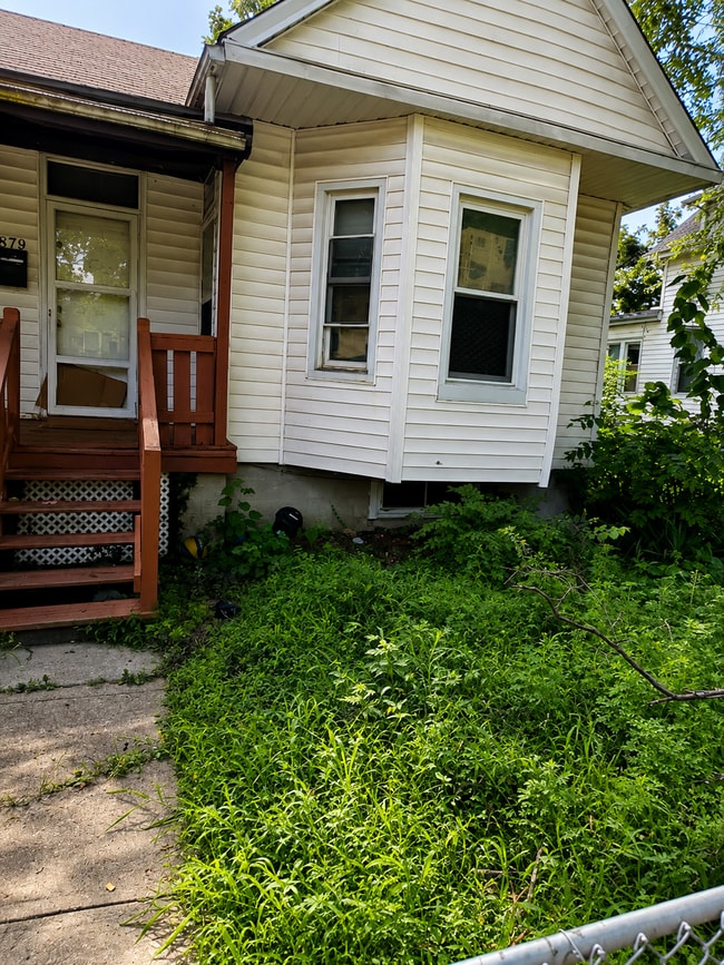 Building Photo - 1279 Purcell Ave
