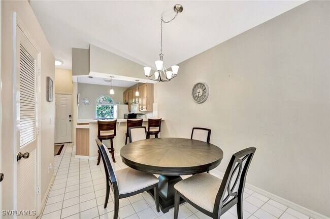 Foto del edificio - 8228 Twelve Oaks Cir