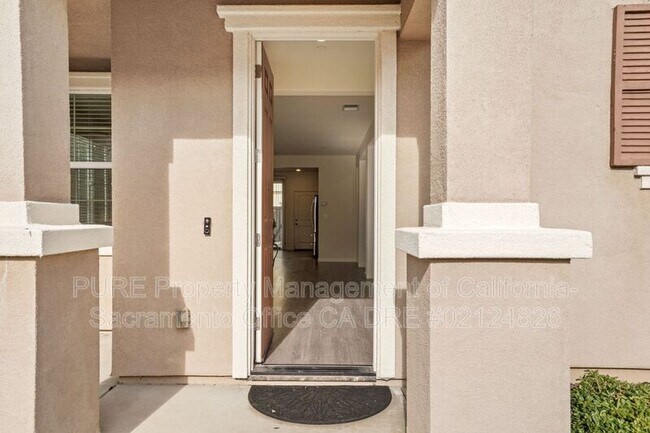 Building Photo - 10985 Merrick Way