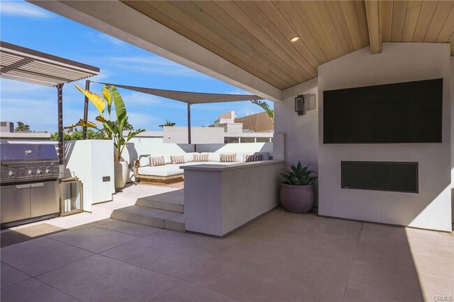 Foto del edificio - 508 1/2 Goldenrod Avenue, Newport Beach, C...