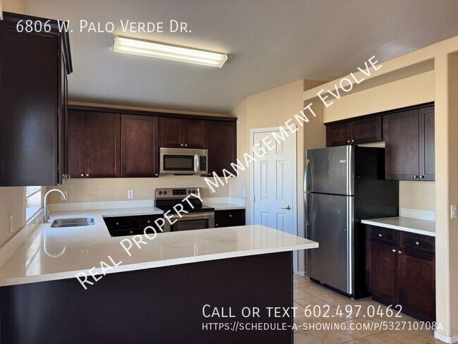 Building Photo - Updated Glendale Home