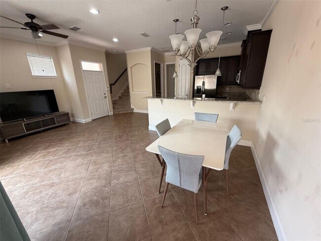 Foto del edificio - 10631 Village Lake Rd