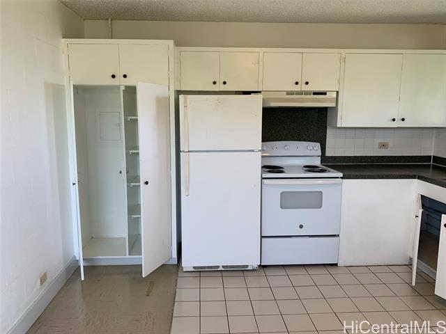 Building Photo - 1741 Pali Hwy