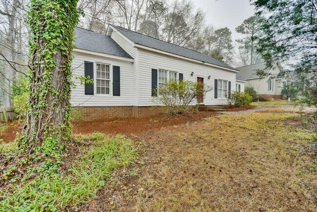 Foto del edificio - 224 Holmsbury Rd