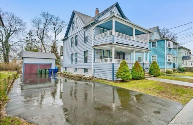 Foto del edificio - 115 Harborview Ave