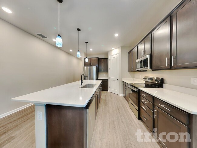 Foto del edificio - 5725 Arlington River Dr.