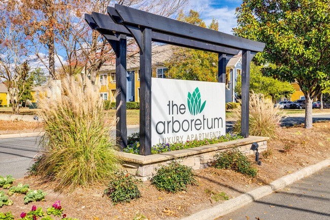 Foto del edificio - The Arboretum