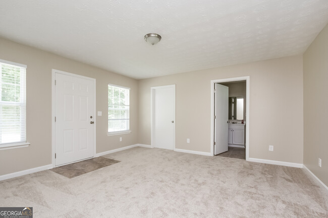 Building Photo - 3836 Adamsville Dr SW