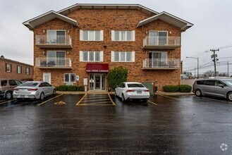 Building Photo - 15505 S Cicero Ave