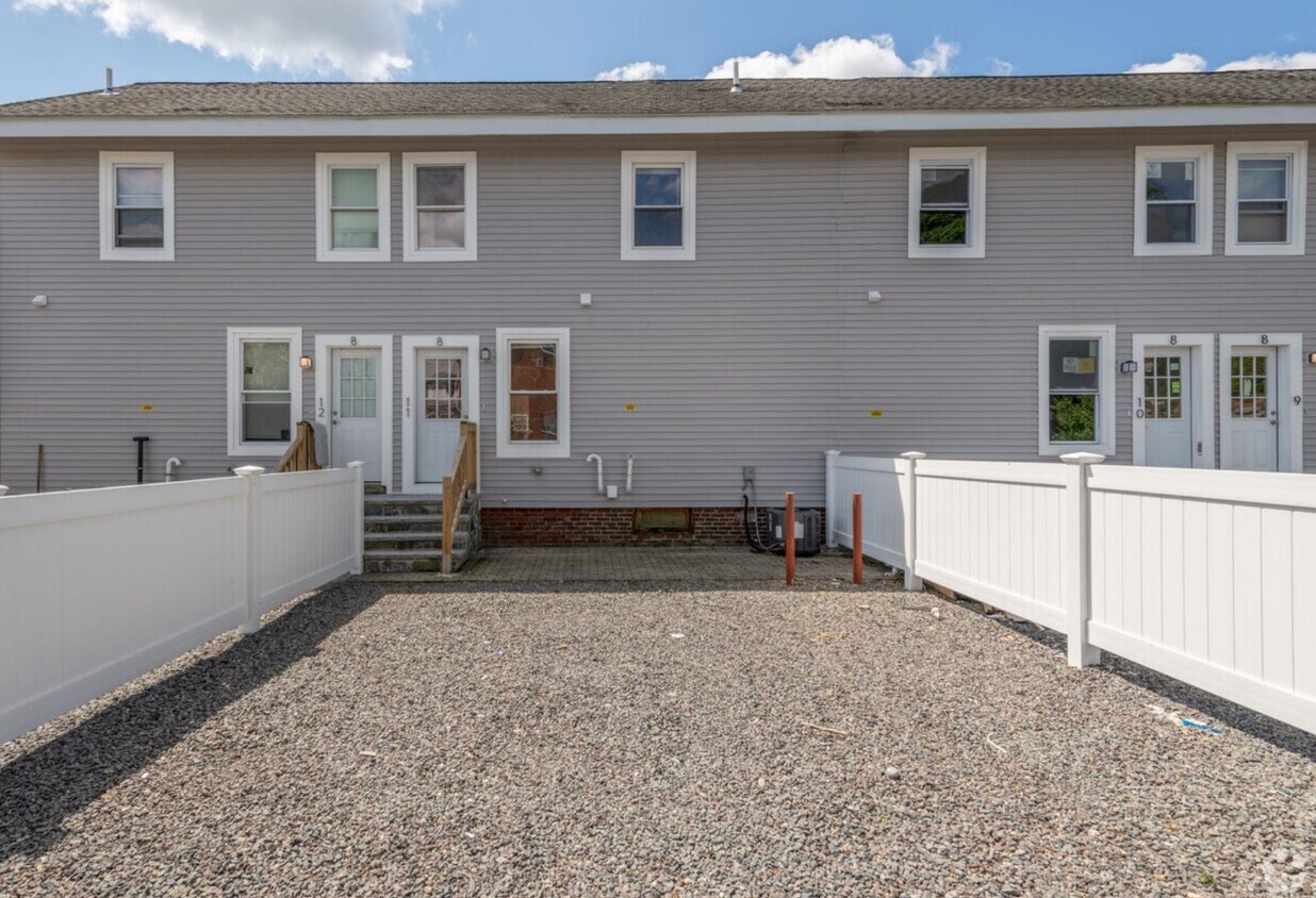 Foto del edificio - 8 Lawton Pl