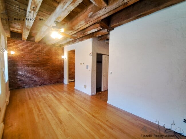 Building Photo - 125 Fulton St