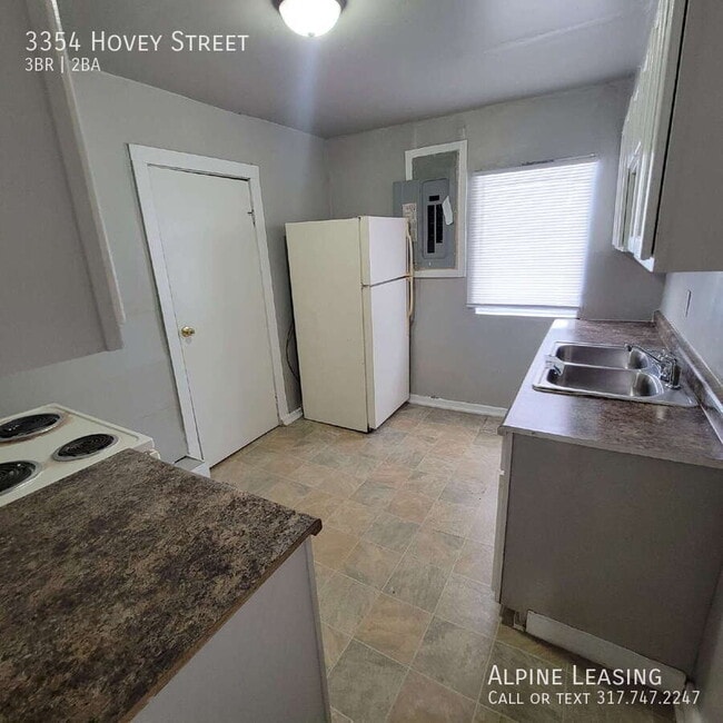 Building Photo - 3354 Hovey St