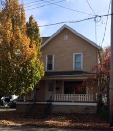 Primary Photo - 449 1/2 E Liberty St