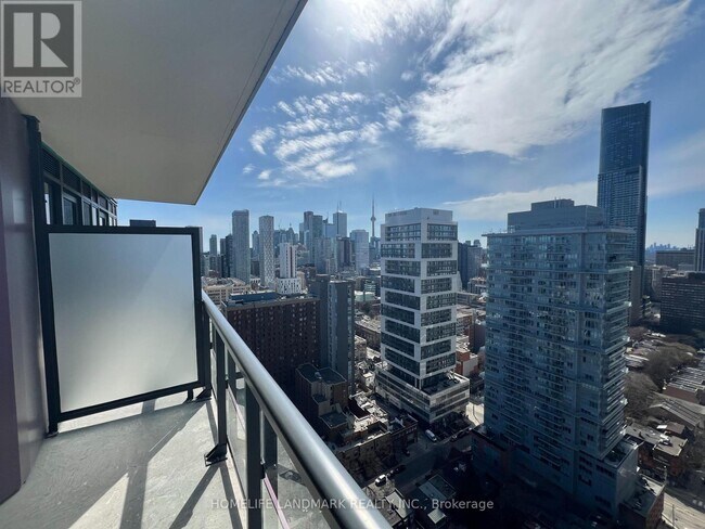 Photo du bâtiment - 308 Jarvis St