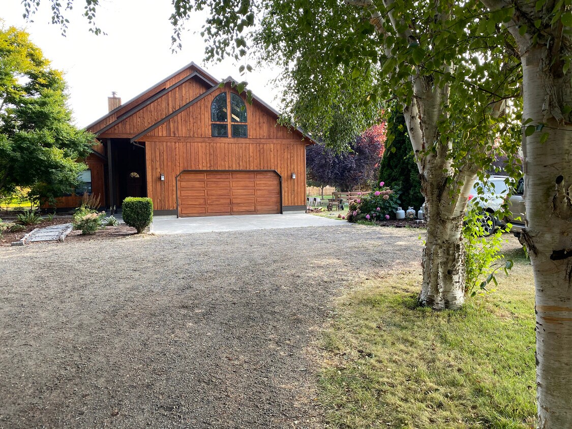 Primary Photo - 291 Mantle Rd