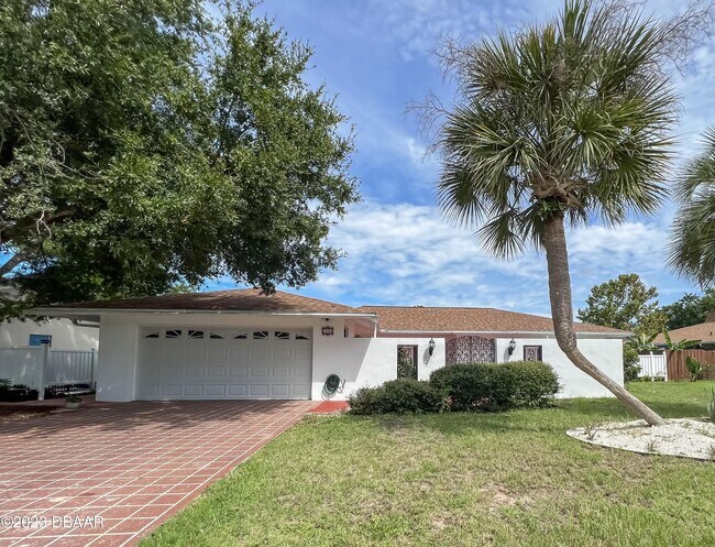 Building Photo - 33 Farragut Dr