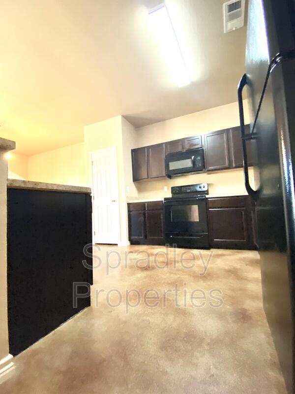 Foto del edificio - 7021 Cameron Park Rd