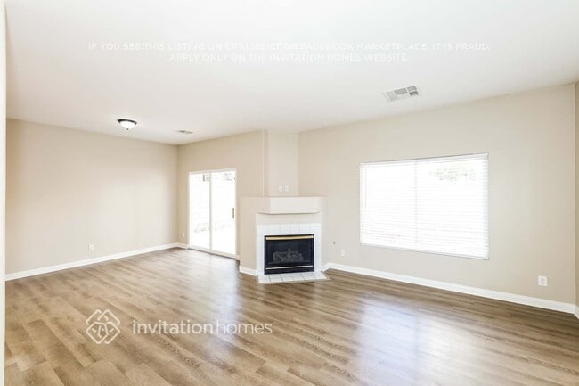 Building Photo - 8428 Opal Splendor Ave