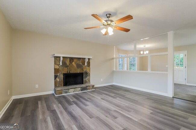 Building Photo - 4641 Laurel Brook Dr