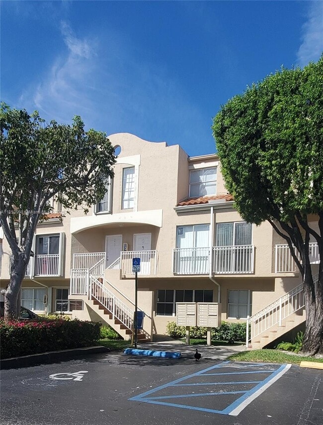 Building Photo - 8695 NW 6th Ln