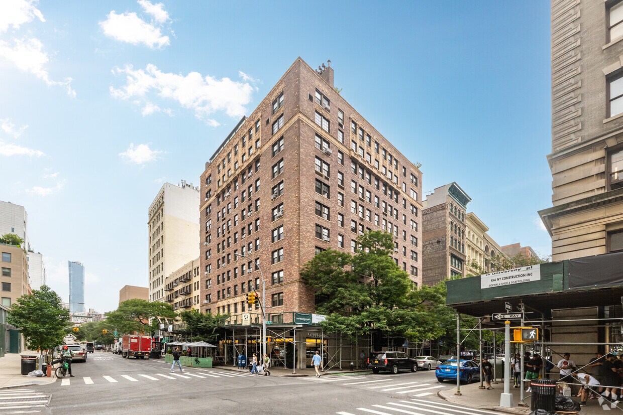Building Photo - 101-103 University Pl