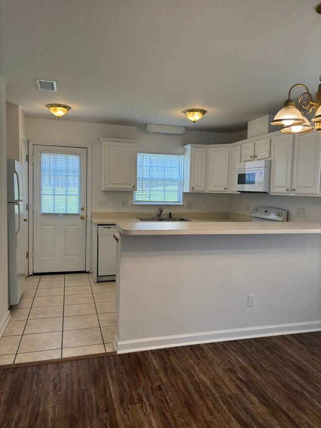 1974 Nena Hills Dr, Tallahassee, FL 32304 House Rental in Tallahassee