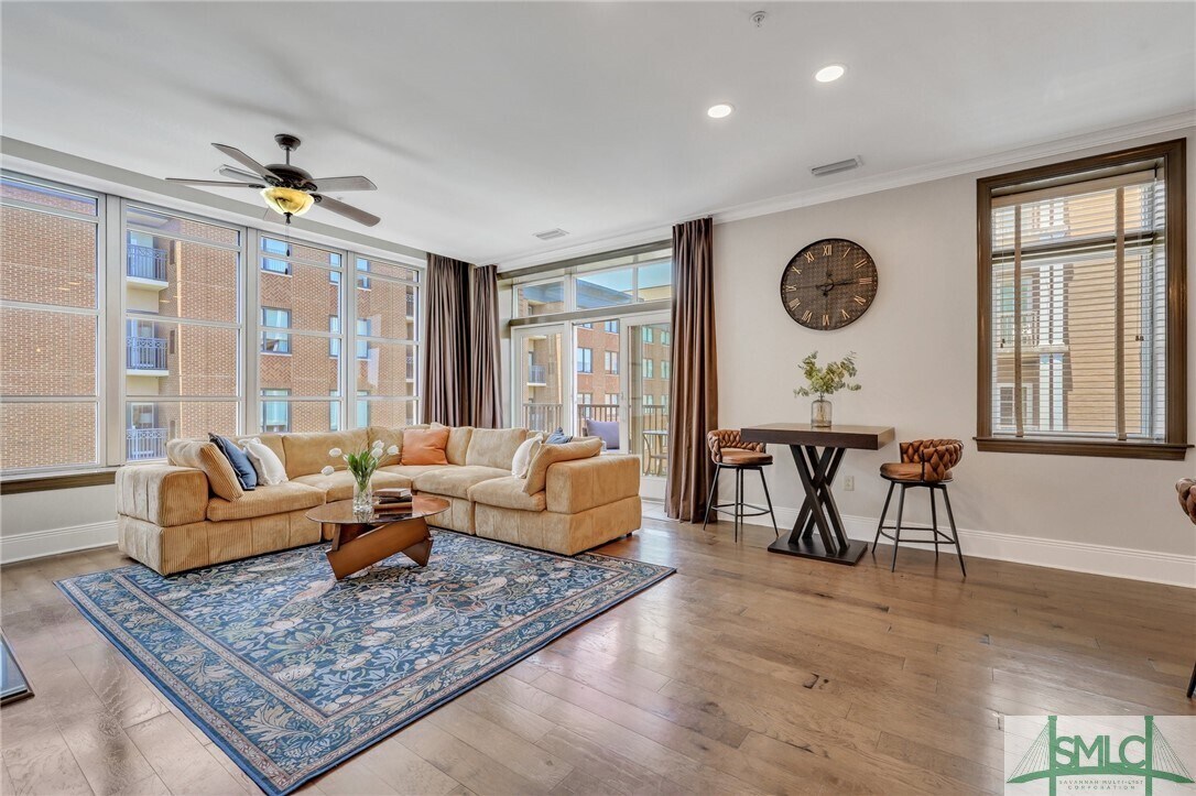 5 Whitaker St Unit 403, Savannah, GA 31401 Condo for Rent in Savannah