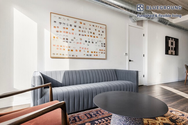 Foto del edificio - 61 W Erie St