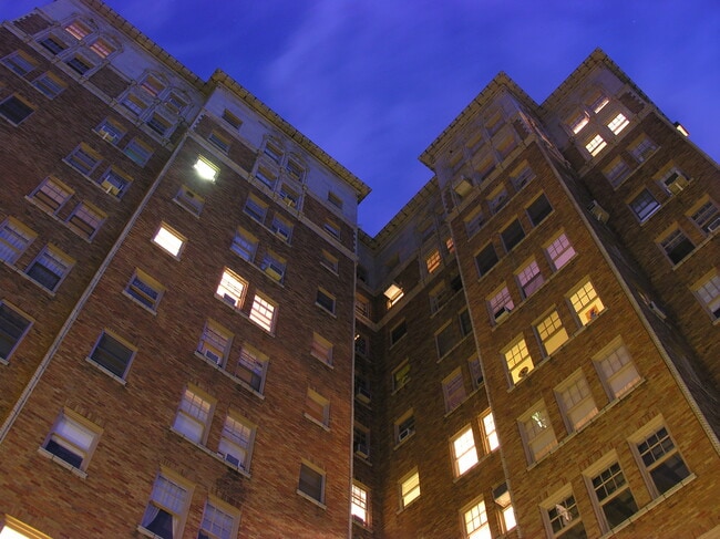 Commodore Condominiums