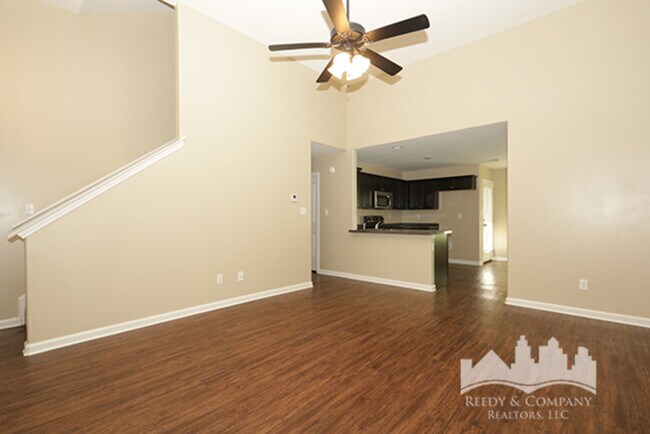 Building Photo - 6137 Humphreys Dr