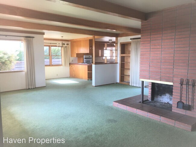 Building Photo - 3 br, 2 bath House - 218 Indio Dr