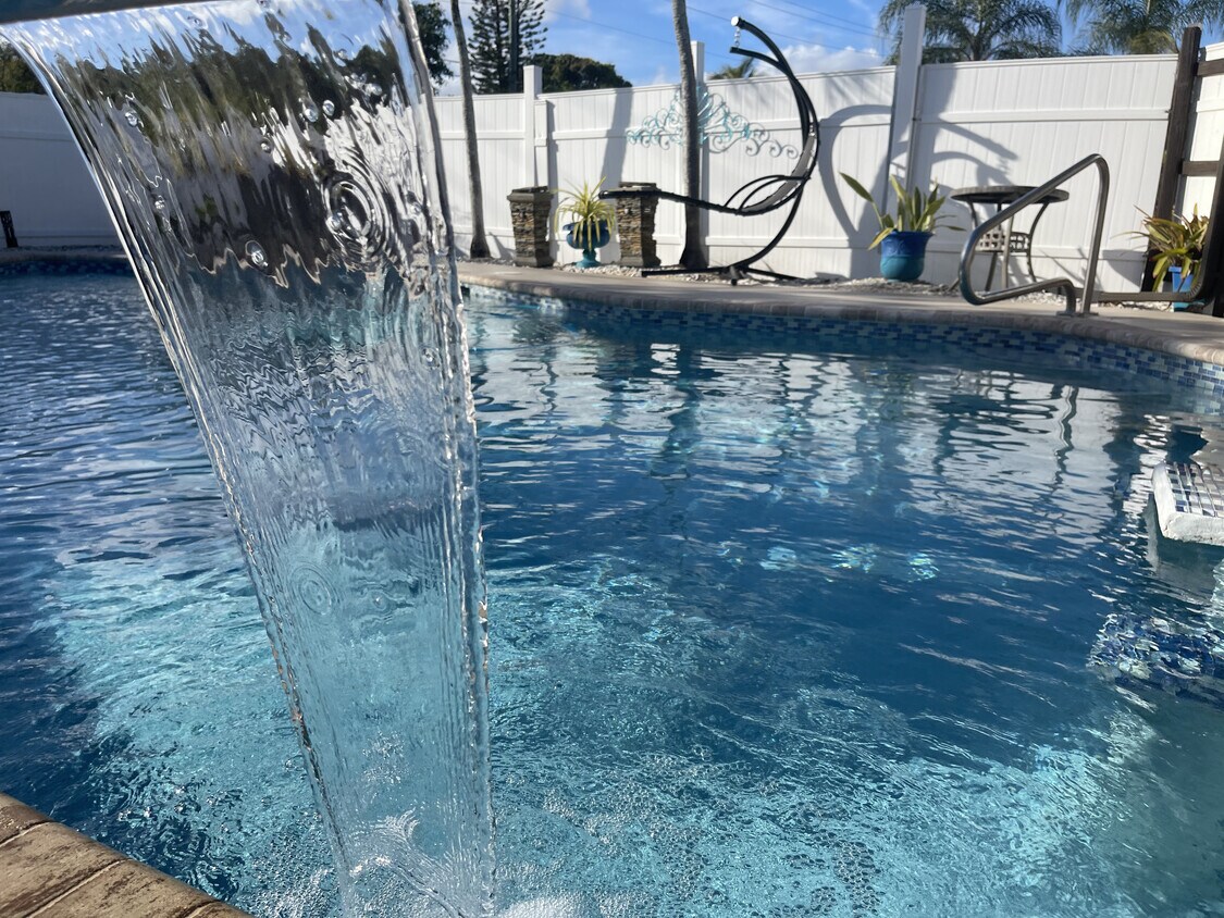 Foto principal - 3732 SW 17th St