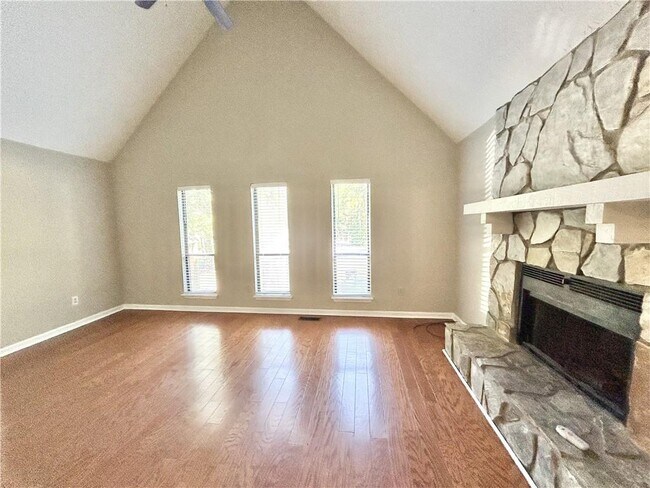 Building Photo - 9433 Cedar Creek Pl