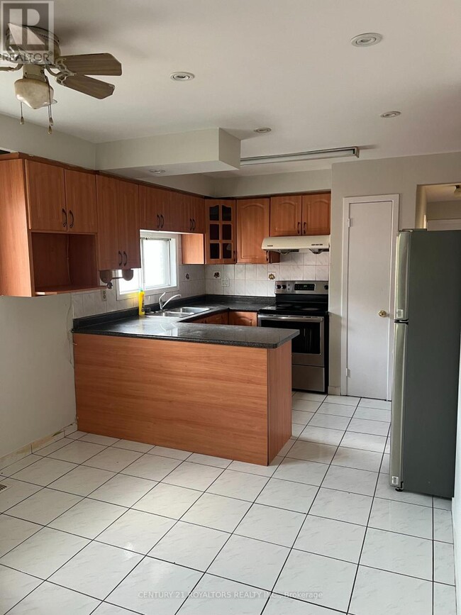 Building Photo - 7242 Sills Rd