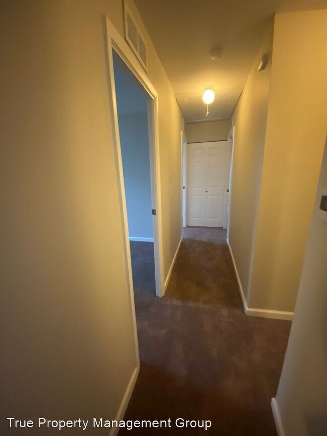 Foto del edificio - 3 br, 1 bath House - 8303 Barry Rd