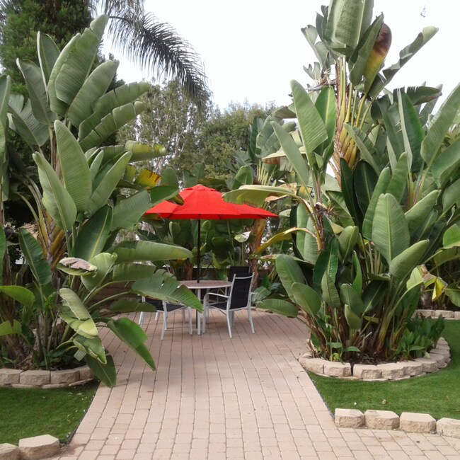 Foto del edificio - 2696 Magellan Ln