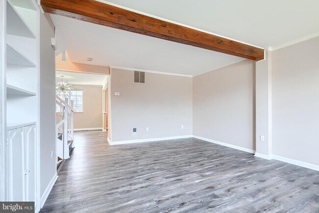 Building Photo - 12321 Boncrest Dr