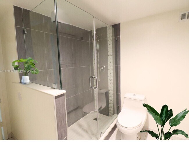 Foto del edificio - 111 Golden Isles Dr