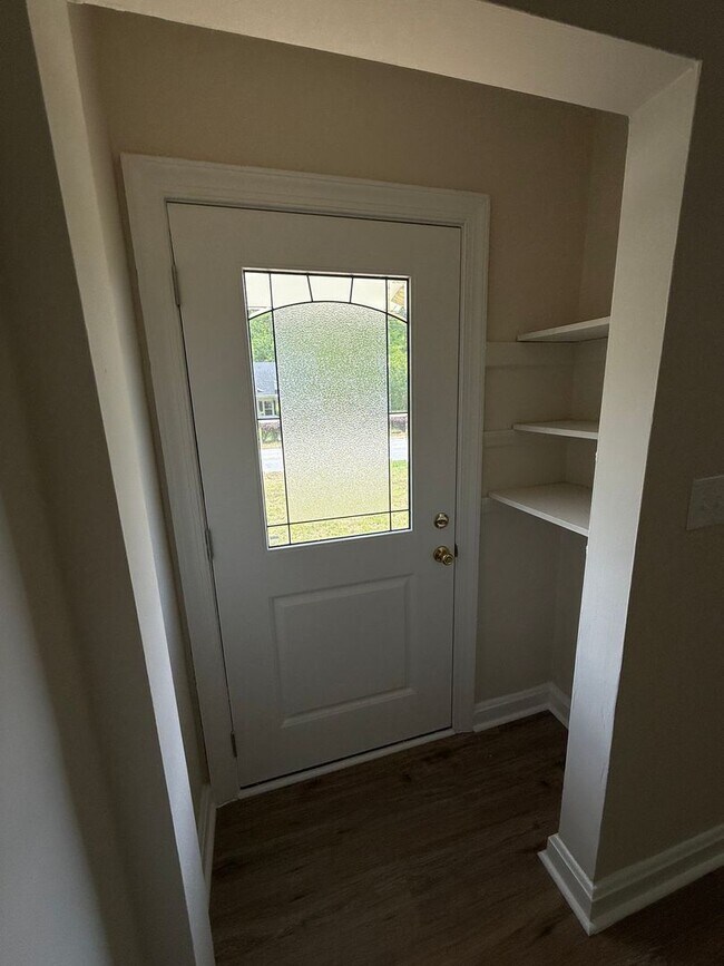 Foto del edificio - Quaint Two Bedroom House In Creedmoor, NC