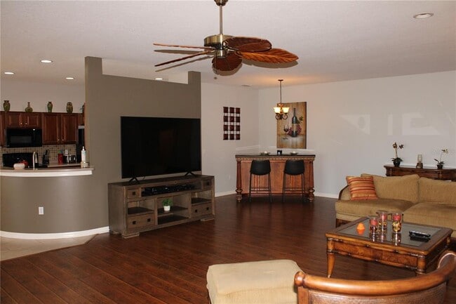 Building Photo - 6226 Ikes Cabin Ct