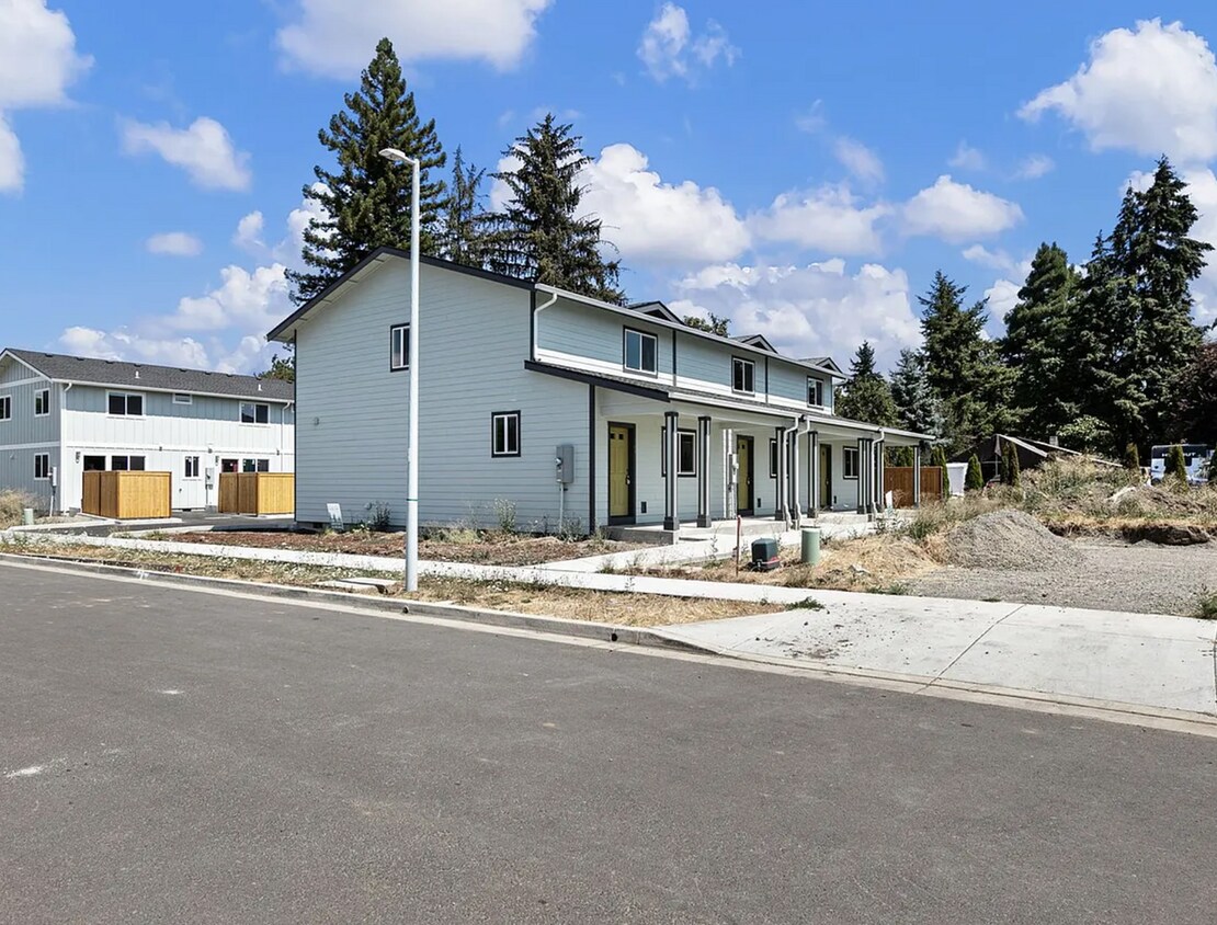789 ST Charles Street, Eugene, OR 97402 Townhome Rentals in Eugene OR