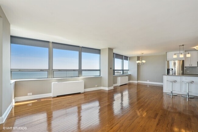 Foto del edificio - 5701 N Sheridan Rd