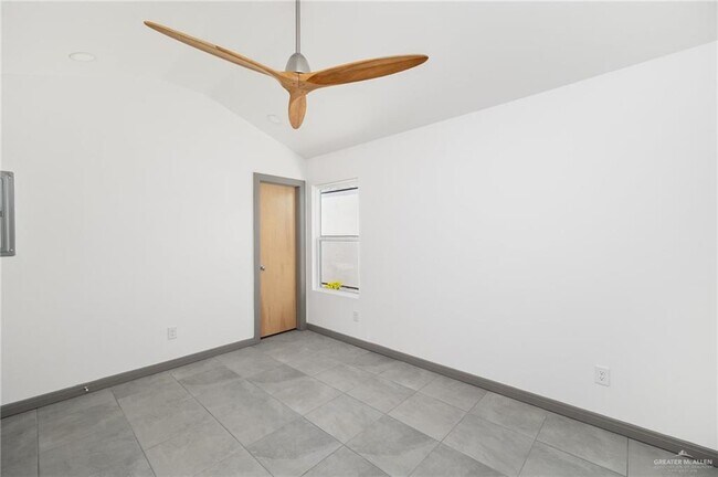 Foto del edificio - 1401 E Hibiscus Ave