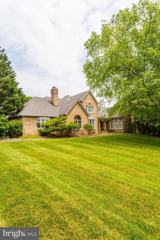 Building Photo - 4249 Buckskin Lake Dr
